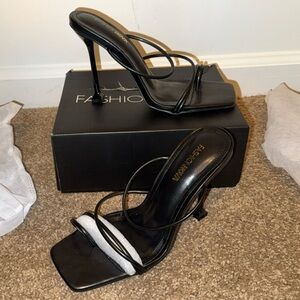 Fashion Nova Heeled Mule